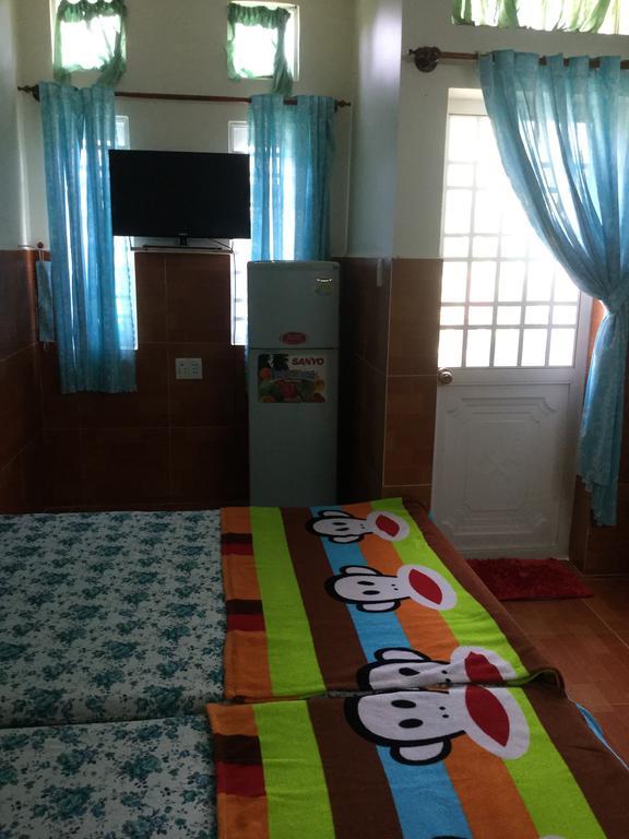 Nhu Y Guesthouse Phan Rang Exterior photo